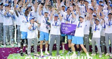 WEGO88 헤난 감독, 한국 리그 첫 시즌에서 트레블 달성 WEGO88 헤난 감독, 한국 리그 첫 시즌에서 트레블 달성