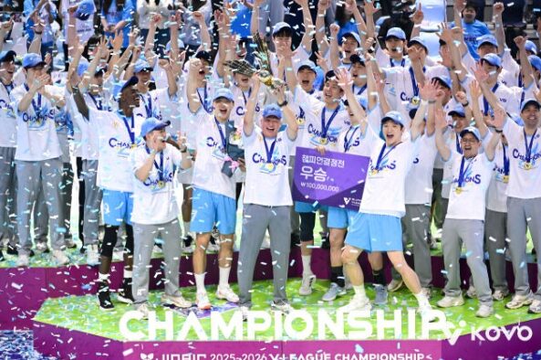 WEGO88 헤난 감독, 한국 리그 첫 시즌에서 트레블 달성